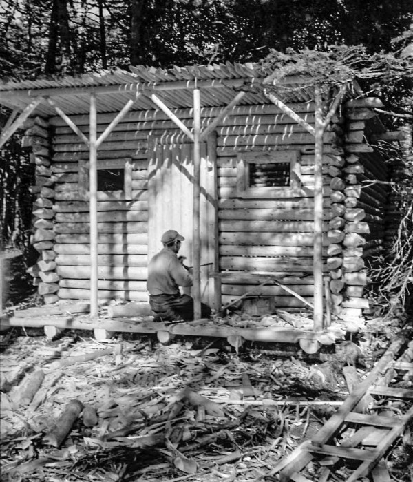 Jack-Young-log-cabin